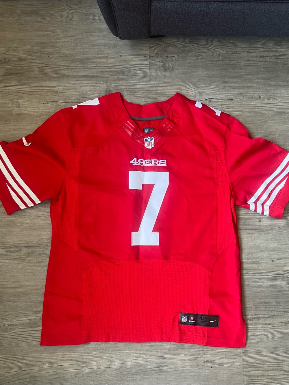 Vintage Nike Men’s On Field San Francisco 49ers Colin Kaepernick #7 Size 48